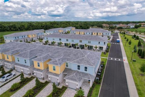 Townhouse in Four Corners, Florida 3 bedrooms, 154.12 sq.m. № 1858397 - photo 6