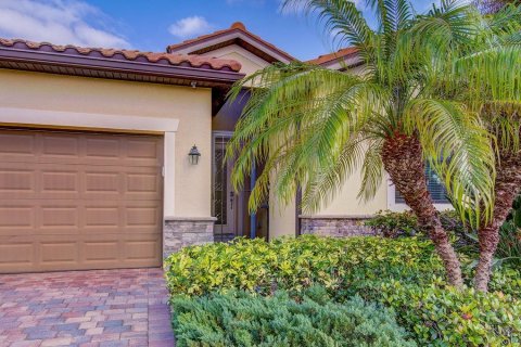 House in Venice, Florida 4 bedrooms, 188.78 sq.m. № 1851205 - photo 2