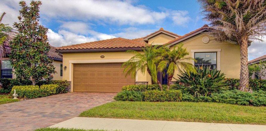 Villa ou maison à Venice, Floride 4 chambres, 188.78 m2 № 1851205
