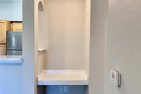 Condominio en alquiler en Orlando, Florida, 4 dormitorios, 138.33 m2 № 1852605 - foto 12