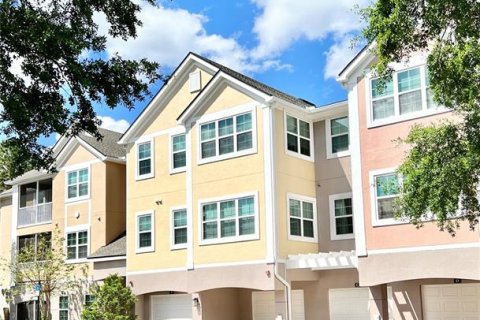 Condominio en alquiler en Orlando, Florida, 4 dormitorios, 138.33 m2 № 1852605 - foto 1