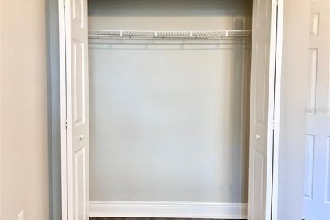 Condominio en alquiler en Orlando, Florida, 4 dormitorios, 138.33 m2 № 1852605 - foto 7