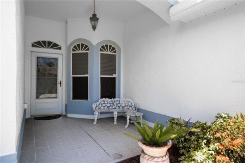 Copropriété à vendre à Riverview, Floride: 3 chambres, 148.09 m2 № 2100209 - photo 4