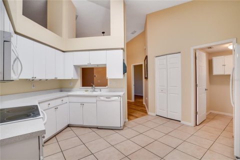 Copropriété à vendre à Riverview, Floride: 3 chambres, 148.09 m2 № 2100209 - photo 13