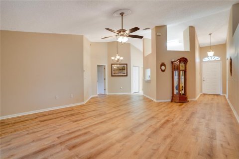 Copropriété à vendre à Riverview, Floride: 3 chambres, 148.09 m2 № 2100209 - photo 5