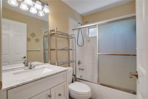 Copropriété à vendre à Riverview, Floride: 3 chambres, 148.09 m2 № 2100209 - photo 23