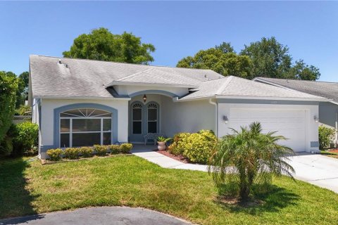 Copropriété à vendre à Riverview, Floride: 3 chambres, 148.09 m2 № 2100209 - photo 3