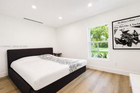 Villa ou maison à vendre à Wilton Manors, Floride: 3 chambres, 169.36 m2 № 2185731 - photo 11