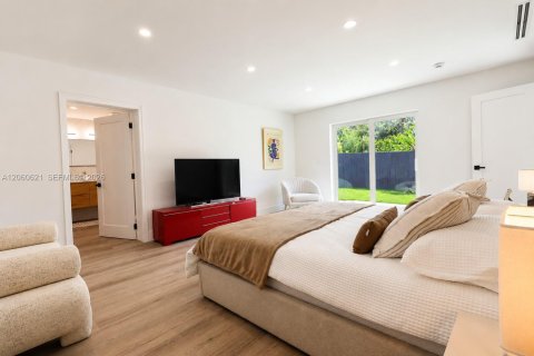 Villa ou maison à vendre à Wilton Manors, Floride: 3 chambres, 169.36 m2 № 2185731 - photo 3
