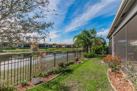 House in Wimauma, Florida 3 bedrooms, 285.4 sq.m. № 1545674 - photo 25