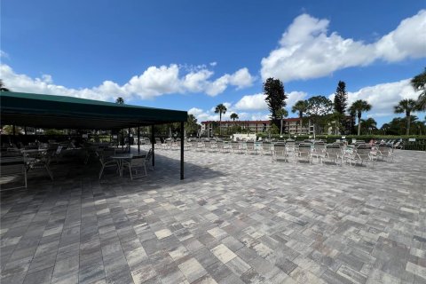 Condo in Naples, Florida, 2 bedrooms  № 1754920 - photo 10