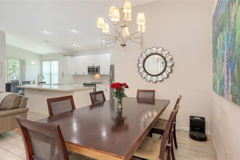 House in Lakewood Ranch, Florida 3 bedrooms, 179.12 sq.m. № 1737445 - photo 5