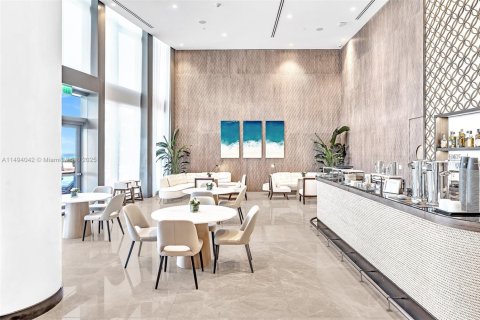 Купить кондоминиум в Санни-Айлс-Бич, Флорида 4 спальни, 297.66м2, № 1973418 - фото 6