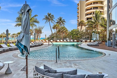 Купить кондоминиум в Санни-Айлс-Бич, Флорида 4 спальни, 297.66м2, № 1973418 - фото 9