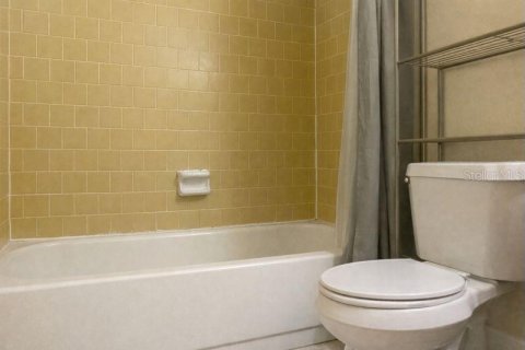 Condo in Kissimmee, Florida, 2 bedrooms № 2201183 - photo 7