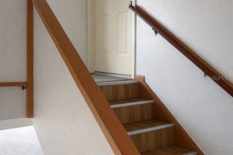 Condo in Kissimmee, Florida, 2 bedrooms № 2201183 - photo 2