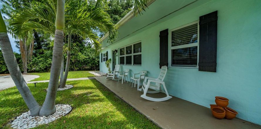 Casa en Lantana, Florida 4 dormitorios, 137.03 m2 № 1223587