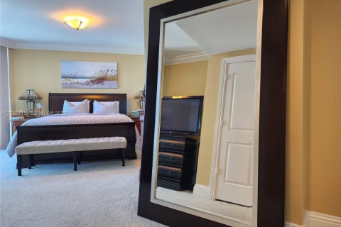 Condo in Hollywood, Florida, 3 bedrooms  № 2087166 - photo 11
