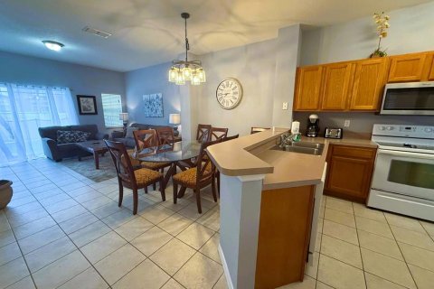 Adosado en venta en Kissimmee, Florida, 3 dormitorios, 120.31 m2 № 1536504 - foto 2