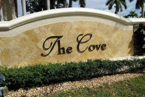 Adosado en alquiler en Cutler Bay, Florida, 4 dormitorios, 159.79 m2 № 1997524 - foto 29