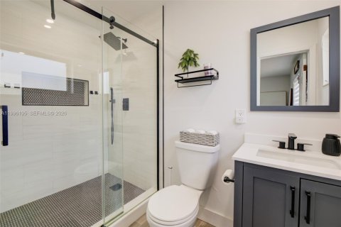 House in Pembroke Pines, Florida 2 bedrooms, 108.14 sq.m. № 2064519 - photo 17