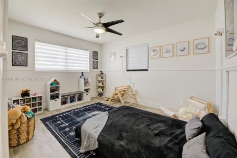 House in Pembroke Pines, Florida 2 bedrooms, 108.14 sq.m. № 2064519 - photo 18