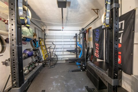 House in Pembroke Pines, Florida 2 bedrooms, 108.14 sq.m. № 2064519 - photo 22