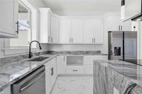 Casa en venta en LaBelle, Florida, 3 dormitorios, 140.75 m2 № 1996495 - foto 15