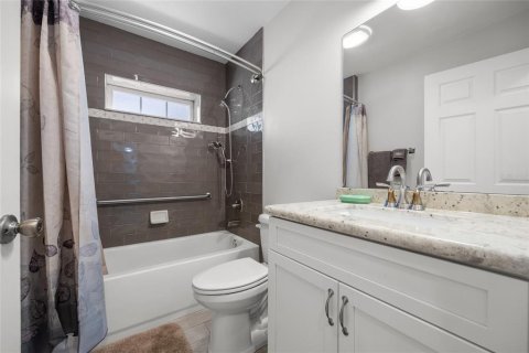 Casa en venta en Bell, Florida, 2 dormitorios, 121.24 m2 № 2095139 - foto 18