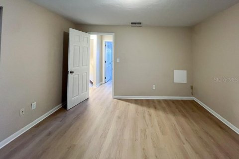 Adosado en alquiler en Gainesville, Florida, 2 dormitorios, 99.59 m2 № 1879392 - foto 20