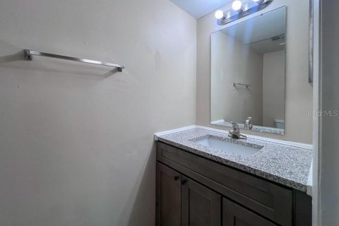 Adosado en alquiler en Gainesville, Florida, 2 dormitorios, 99.59 m2 № 1879392 - foto 9