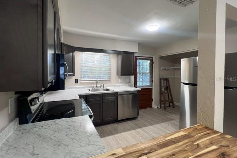 Adosado en alquiler en Gainesville, Florida, 2 dormitorios, 99.59 m2 № 1879392 - foto 6