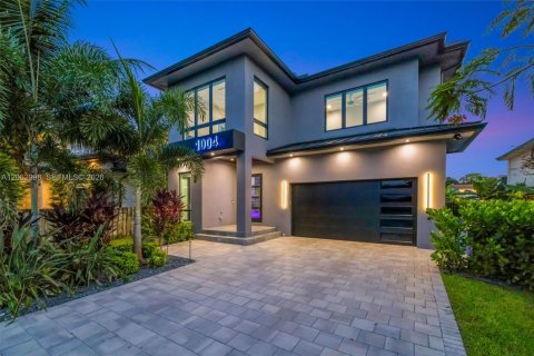 House in Fort Lauderdale, Florida 4 bedrooms, 283.35 sq.m. № 2278942 - photo 7