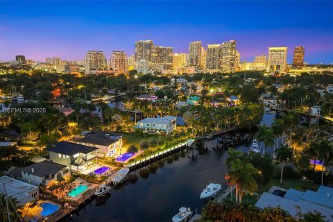 House in Fort Lauderdale, Florida 4 bedrooms, 283.35 sq.m. № 2278942 - photo 3