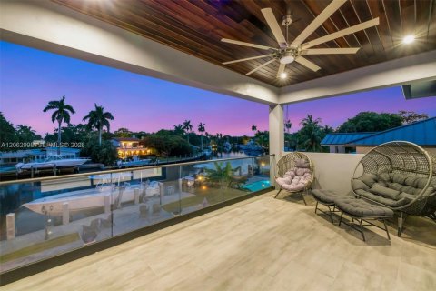 House in Fort Lauderdale, Florida 4 bedrooms, 283.35 sq.m. № 2278942 - photo 26