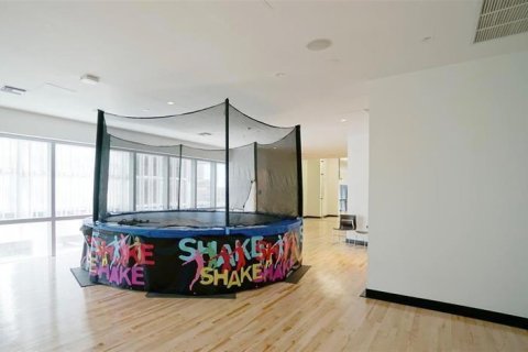Condominio en venta en Miami, Florida, 2 dormitorios, 87.05 m2 № 1009561 - foto 1