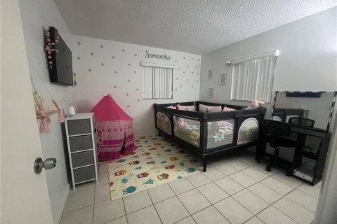 House in Port Richey, Florida 2 bedrooms, 111.85 sq.m. № 1846428 - photo 11