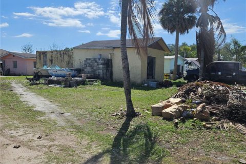 Casa en venta en Stuart, Florida, 1 dormitorio, 39.48 m2 № 2062651 - foto 3