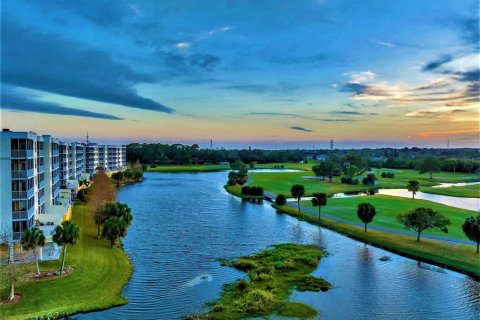 Copropriété à vendre à Largo, Floride: 3 chambres, 146.41 m2 № 1632000 - photo 12