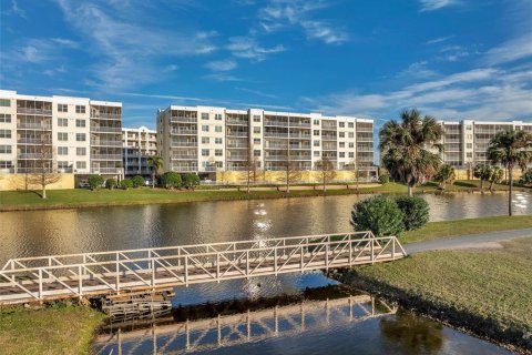 Copropriété à vendre à Largo, Floride: 3 chambres, 146.41 m2 № 1632000 - photo 11