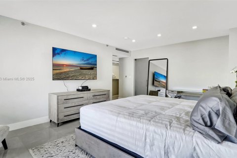 Condo in Aventura, Florida, 3 bedrooms  № 1943799 - photo 25
