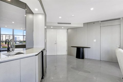 Condo in Aventura, Florida, 3 bedrooms  № 1943799 - photo 5