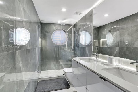 Condo in Aventura, Florida, 3 bedrooms  № 1943799 - photo 18