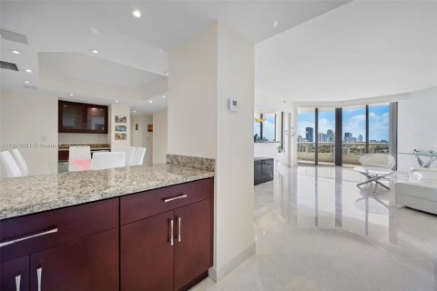 Снять в аренду кондоминиум в Авентура, Флорида 2 спальни, 153.01м2, № 1927635 - фото 6