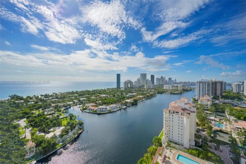 Снять в аренду кондоминиум в Авентура, Флорида 2 спальни, 153.01м2, № 1927635 - фото 20