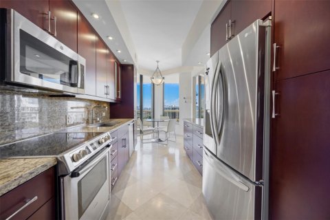 Снять в аренду кондоминиум в Авентура, Флорида 2 спальни, 153.01м2, № 1927635 - фото 7