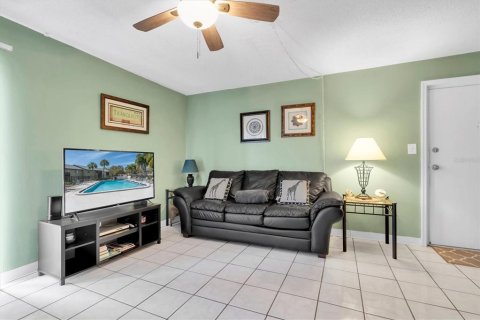 Copropriété à vendre à Clearwater, Floride: 1 chambre, 38.09 m2 № 1520782 - photo 6