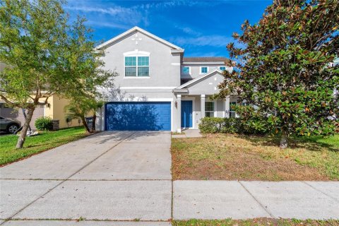 House in Orlando, Florida 4 bedrooms, 224.92 sq.m. № 2109356