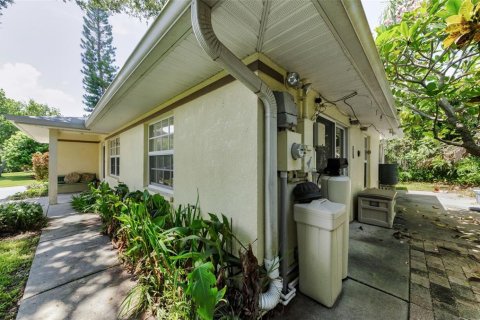 Villa ou maison à vendre à Largo, Floride: 2 chambres, 100.33 m2 № 1916024 - photo 29