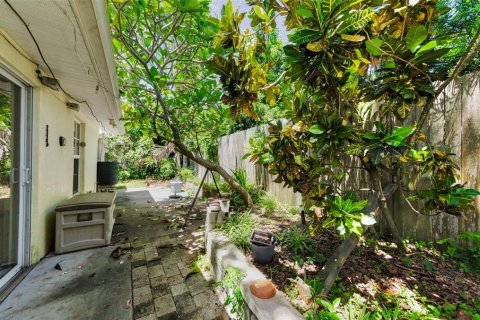 Villa ou maison à vendre à Largo, Floride: 2 chambres, 100.33 m2 № 1916024 - photo 27